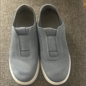Bzees Blue/Gray Slip-On Shoes. Lightly worn. From smoke free home. Size 6-6.5